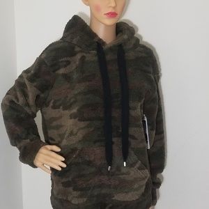 NWT Women's  Rewash Fleece Camo Cozy Hoodie